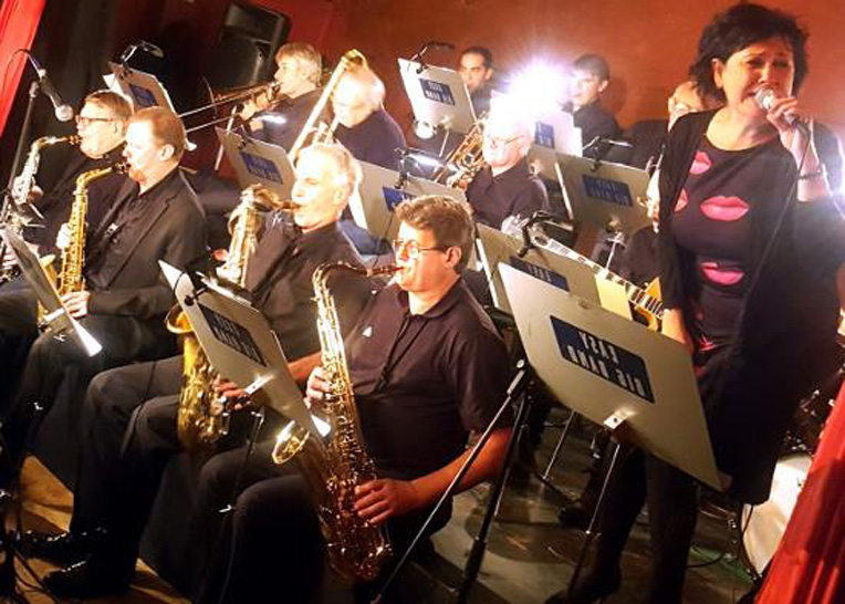 Easy Big Band Swing