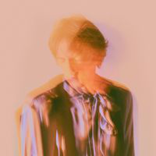 DEFECTOR
