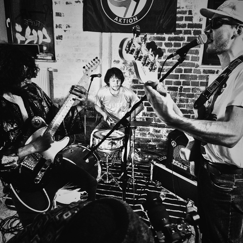 tripletta live con Carbs + Fukuoka + Luridi Topi di Fogna