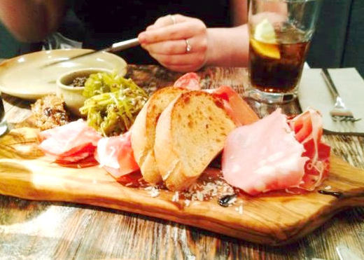 Si magia Si beve Si chiacchiera