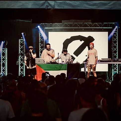 NON È IL TUO GENERE - Smoking Monkey Live