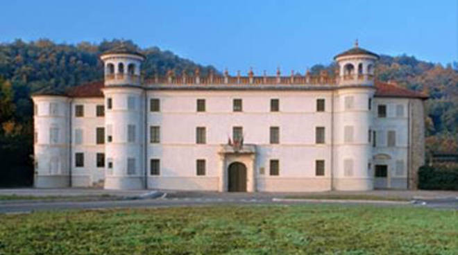 Fiaboleggiando con Caravancaraj al Filatoio Rosso di Caraglio  