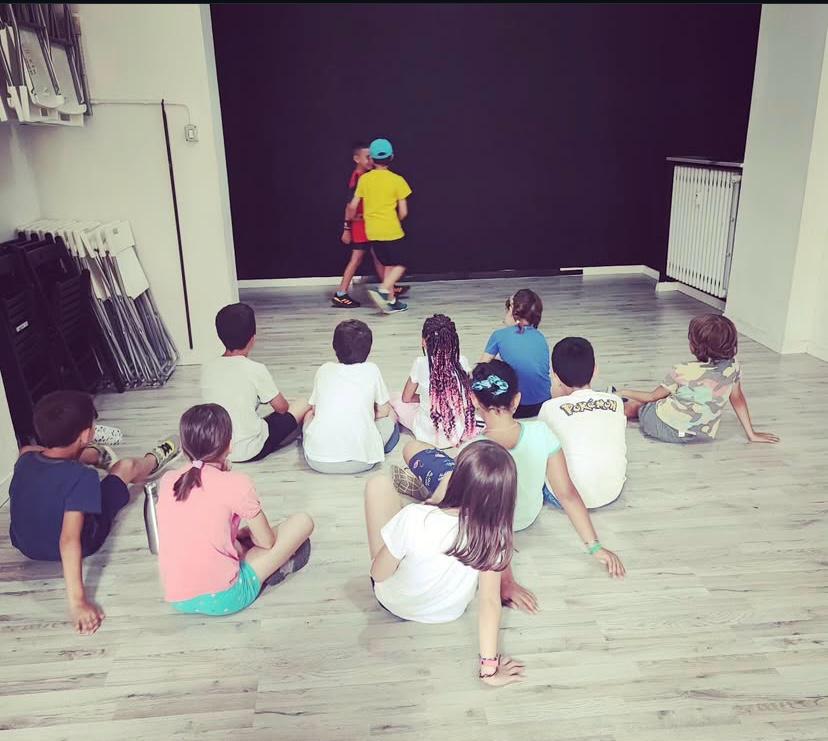 TEATRO COME LO VUOI TU: percorso di teatroterapia