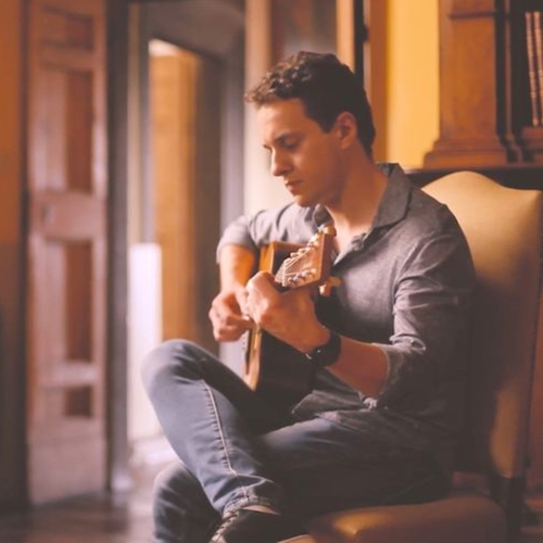 Yuri Yague (chitarra acustica) in concerto