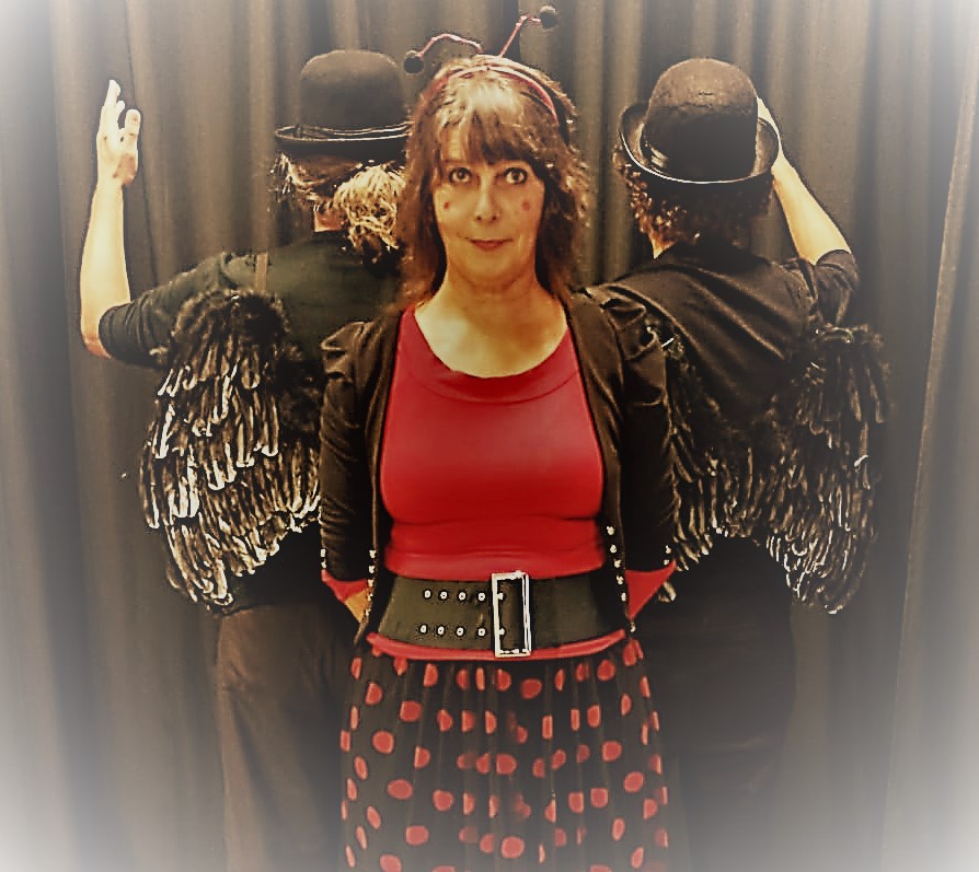 Improvvisarfiabe a Piazza Cecchi