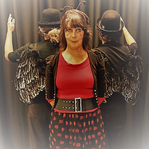 Improvvisarfiabe a Piazza Cecchi