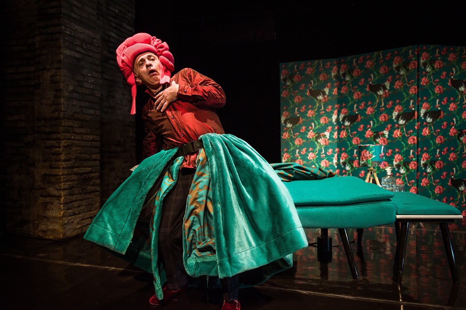 Coming out al contrario con “Tutto sua madre” al Teatro Civico di Busca