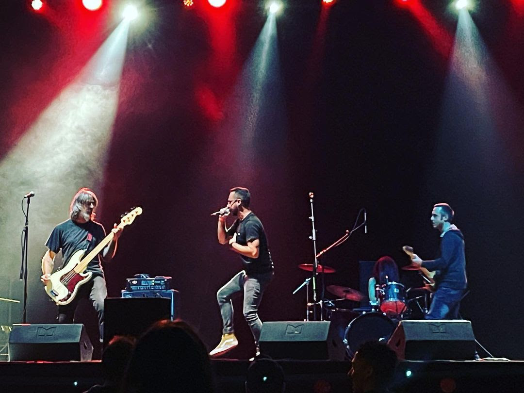 Fonzie & la Massa Critica Live