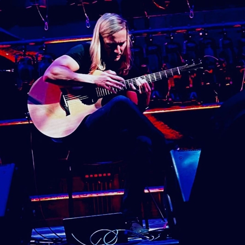 CALUM GRAHAM in concerto